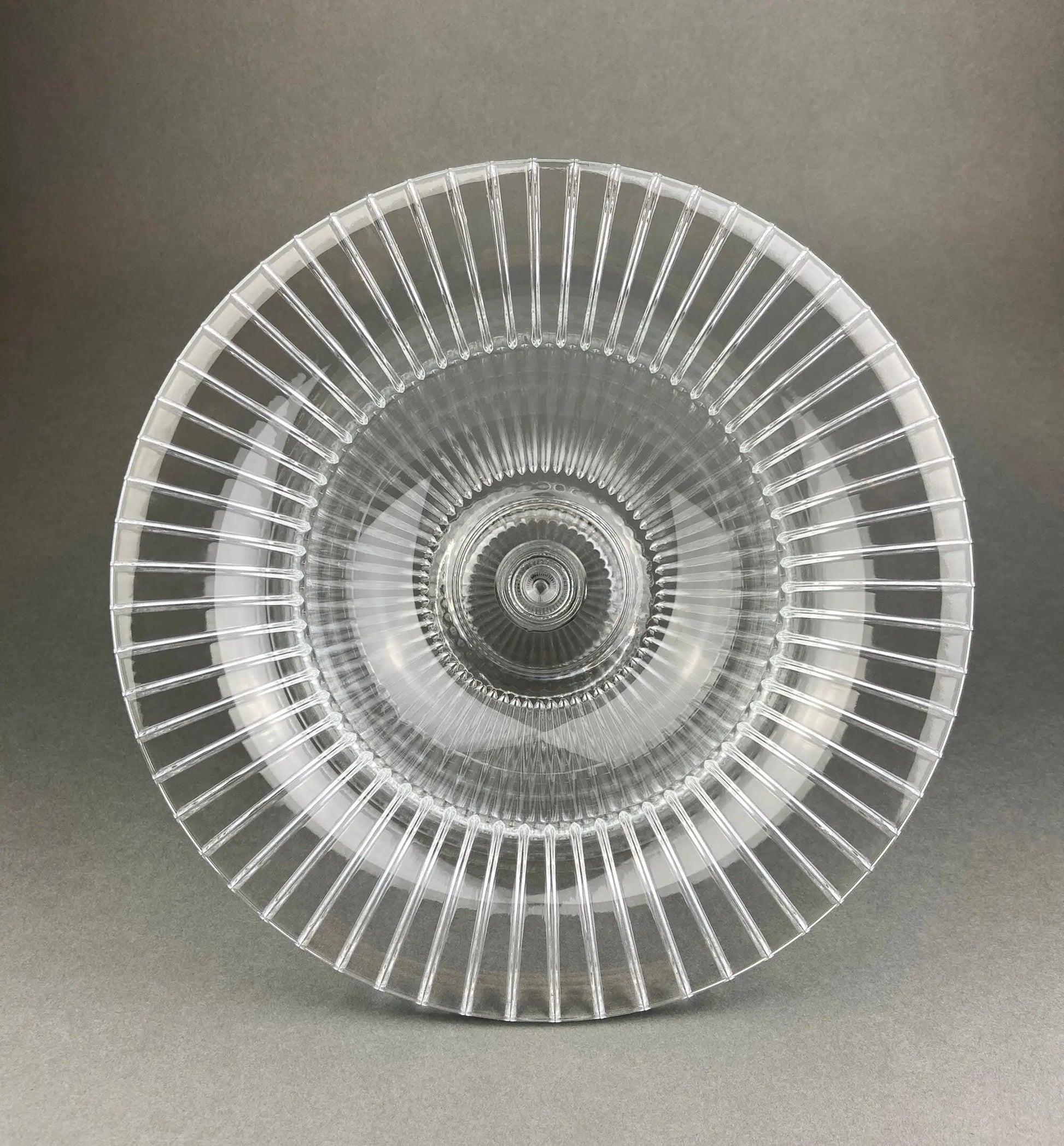 Large Crystal Footed Bowl. Clear Cut Crystal Centerpiece Serving Dish. Most Likely Waterford. Fine Dining. Elegant Fruit Bowl. - Tampa Home & Garden Store