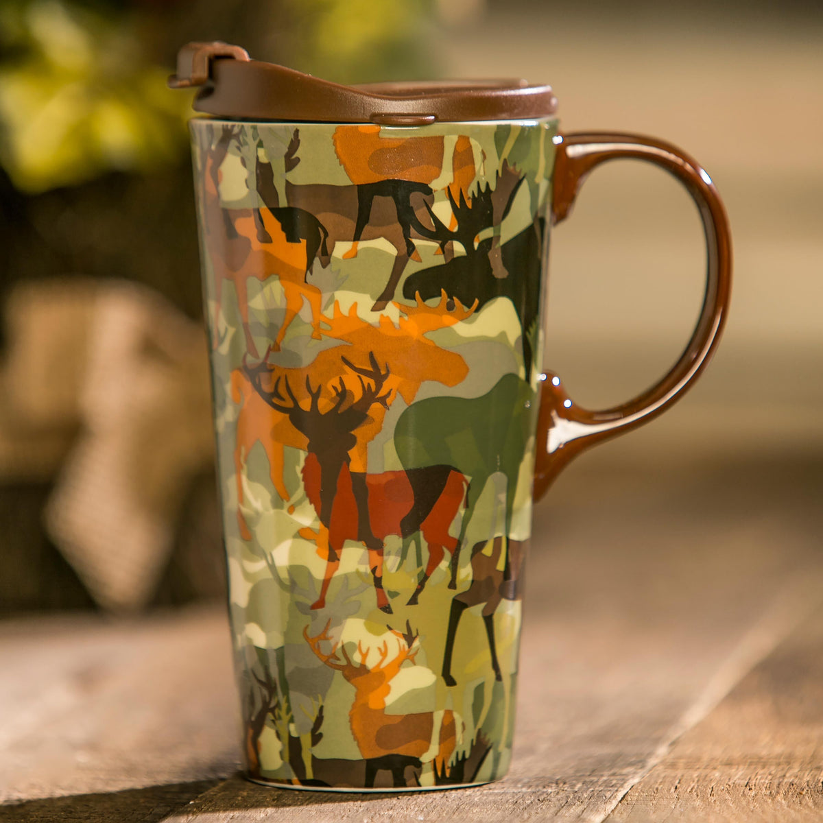 Harvest Home Travel Cup 17 oz woodland camouflage with brown lid Evergreen Enterprises on Tampa Home & Garden Store