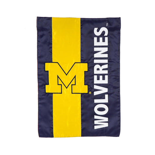 Bandera de jardín adornada de la Universidad de Michigan