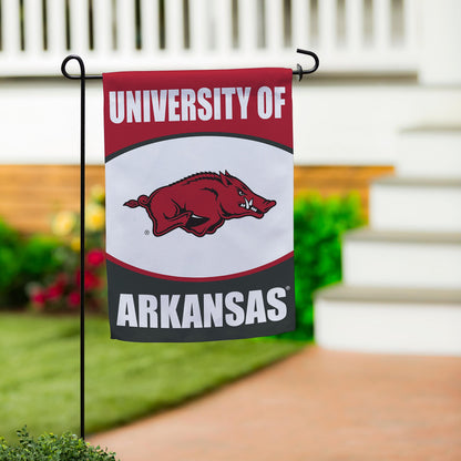Bandera de gamuza para jardín de la Universidad de Arkansas