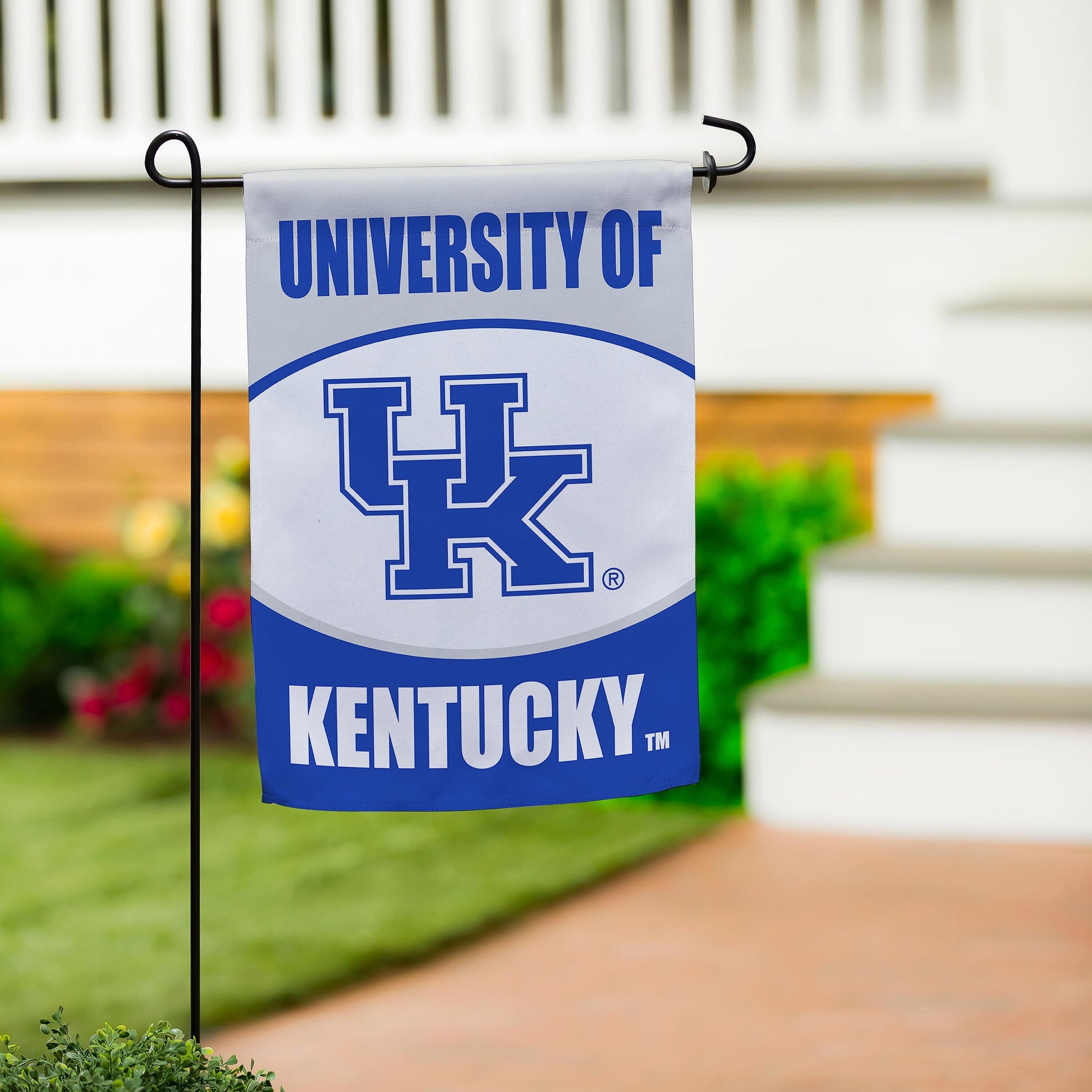 University of Kentucky suede flag on black metal stake with KY logo Evergreen Enterprises on Tampa Home & Garden Store