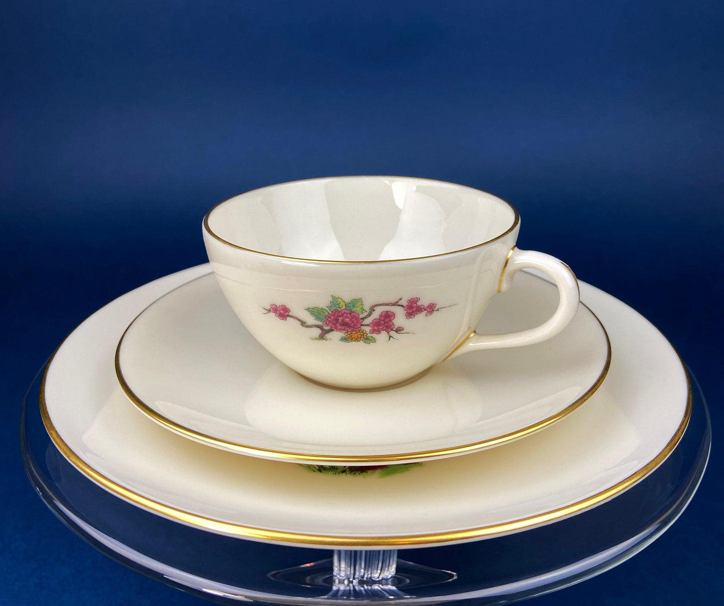 Lenox Tea Cup & Saucer. Creamy White with Gold Rim Tea or Coffee Set. Olympia by Lenox. Porcelain Made in the USA. - Tampa Home & Garden Store