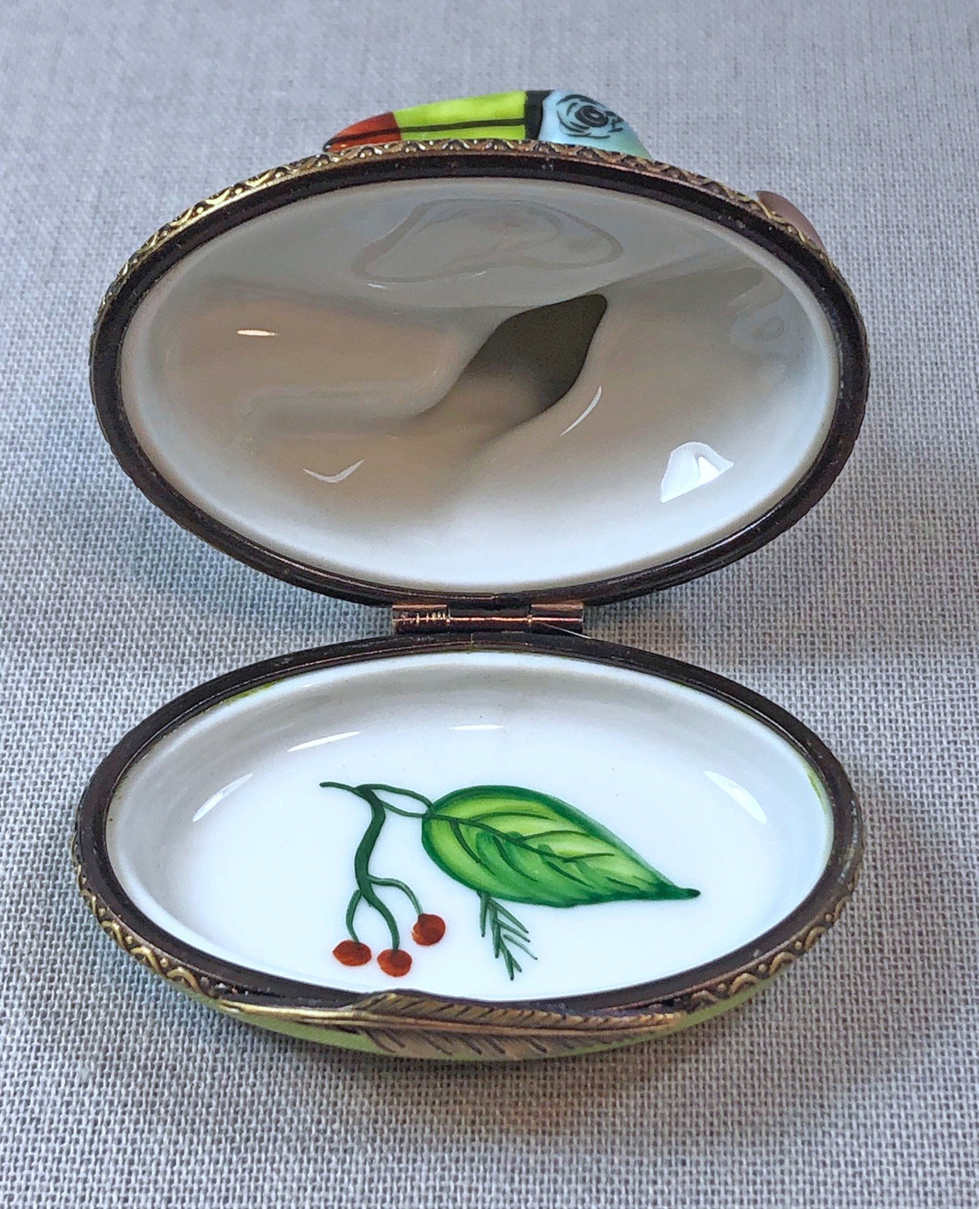 Limoges Box with Bird on Lid. Collectible Porcelain and Brass  Item Made in France. - Tampa Home & Garden Store