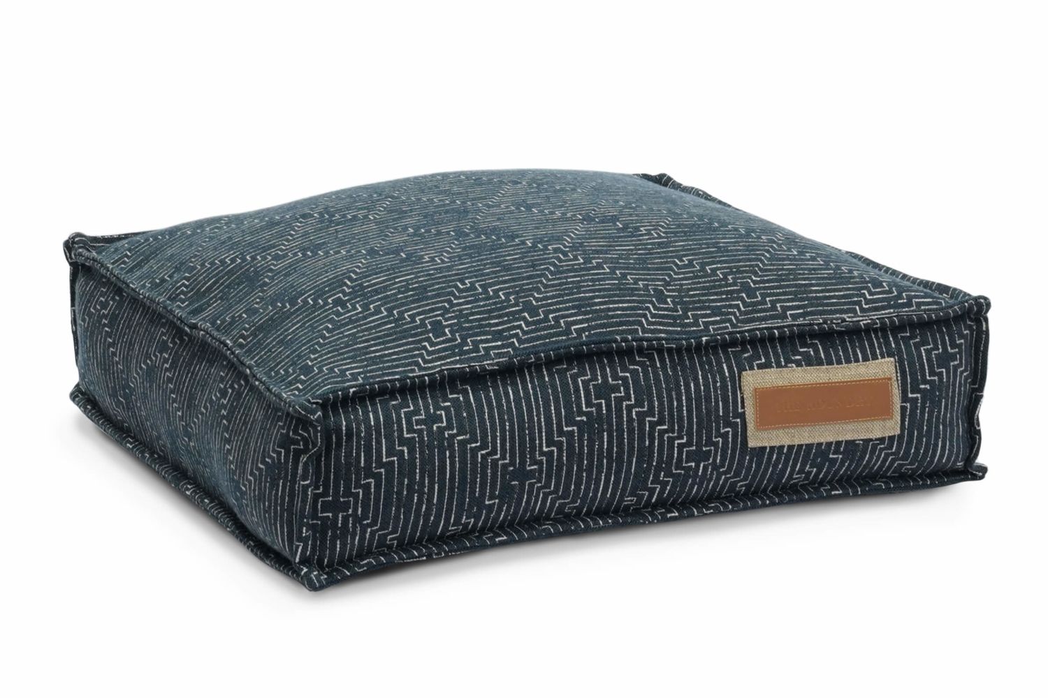 Lounger Pet Bed in Midnight Malamute - Tampa Home & Garden Store