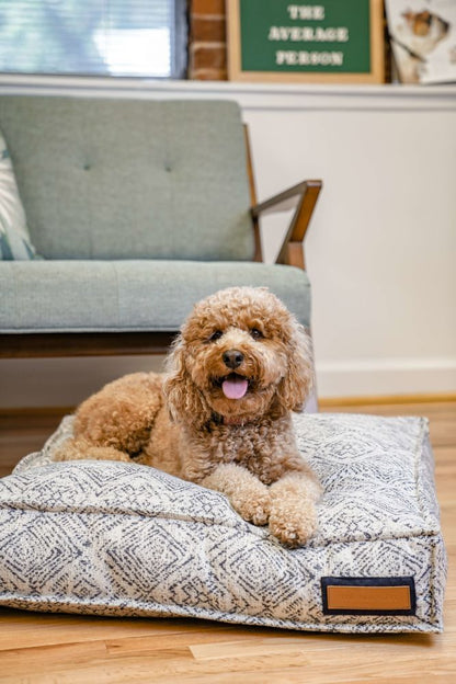 Lounger Pet Bed in Sapphire Spaniel - Tampa Home & Garden Store