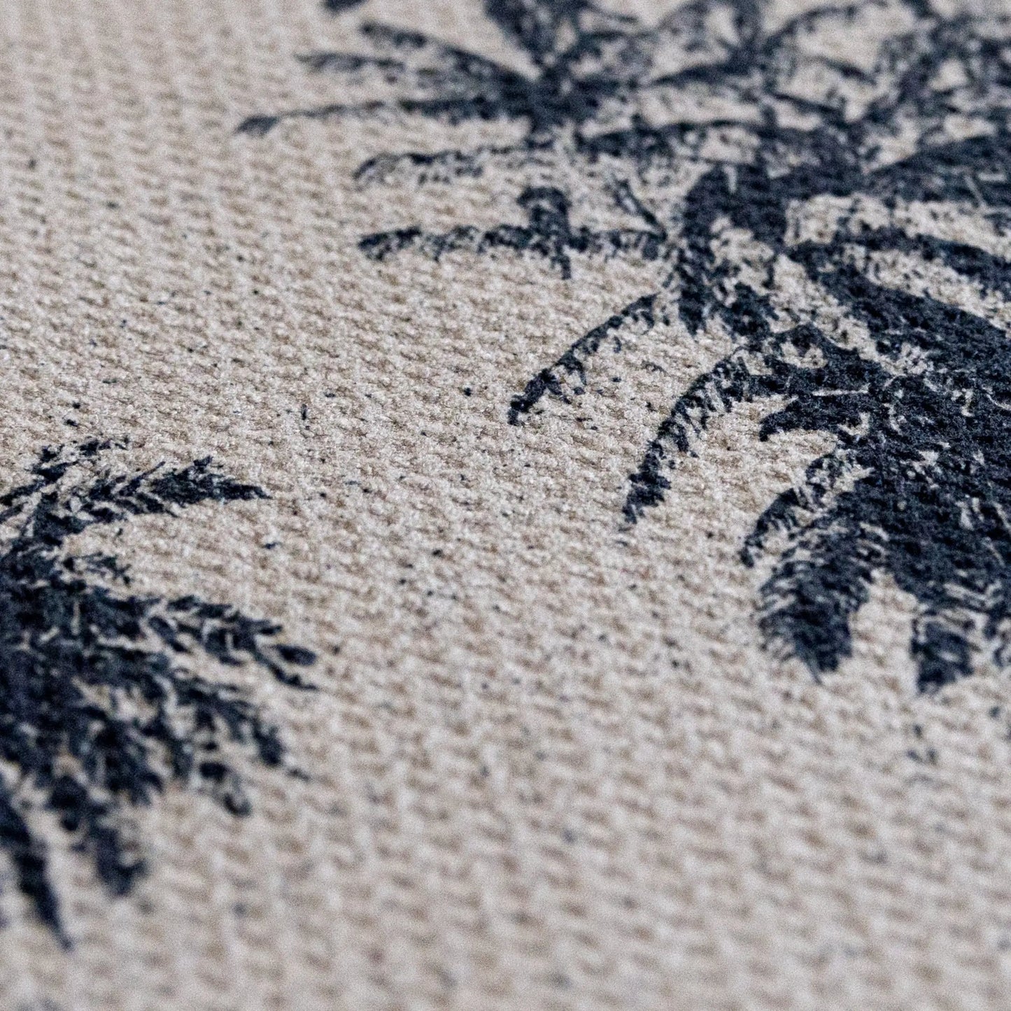 Oversized Palm Beach Towel with Vintage Design