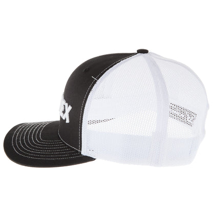Gorra con logo de malla en blanco y negro