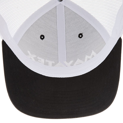 Gorra con logo de malla en blanco y negro