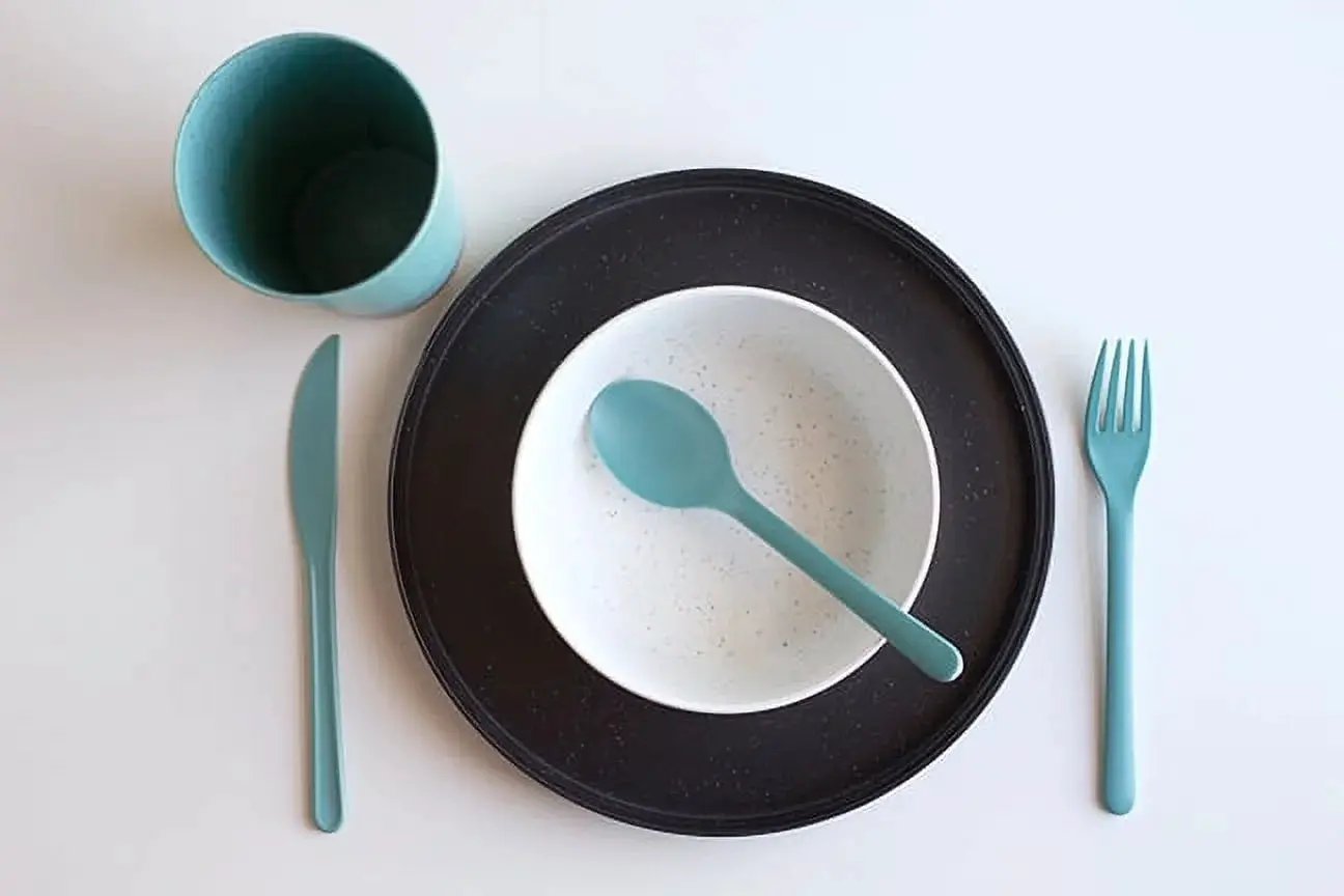 Mainstays 28-Piece Eco-Friendly Recycled Plastic Dinnerware Set - Tampa Home & Garden Store