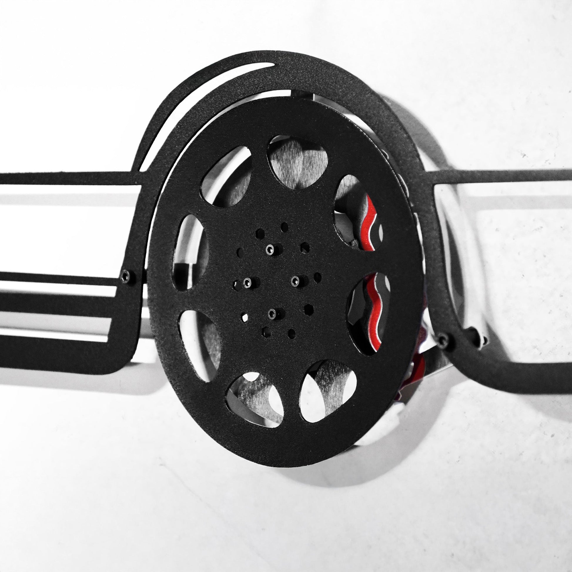 Mercedes W124 Wall Art – Classic Steel Silhouette with Spinning Wheels-KAFMEKA035 - Tampa Home & Garden Store