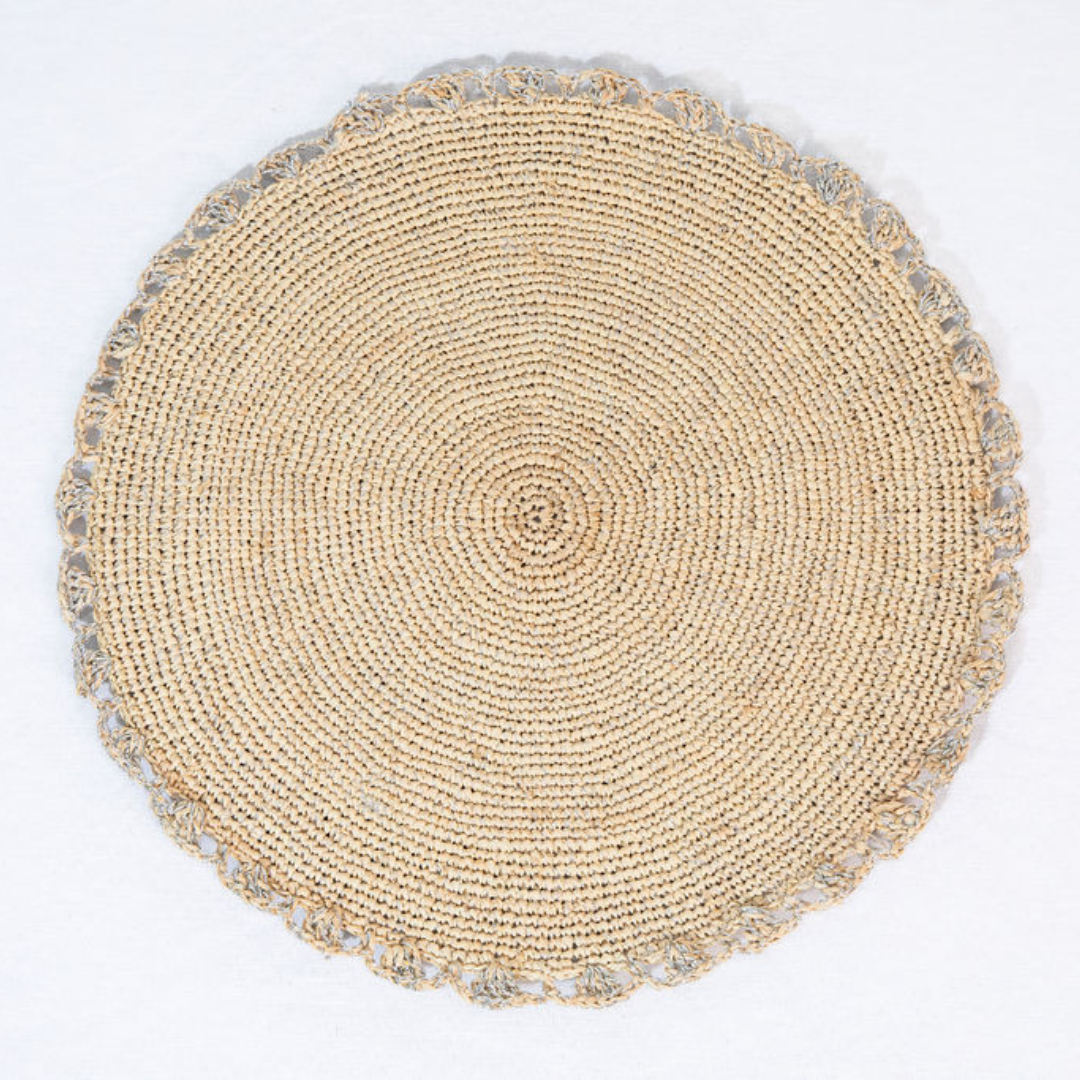 Metallic Aura placemat, Woven raffia tabletop - Tampa Home & Garden Store