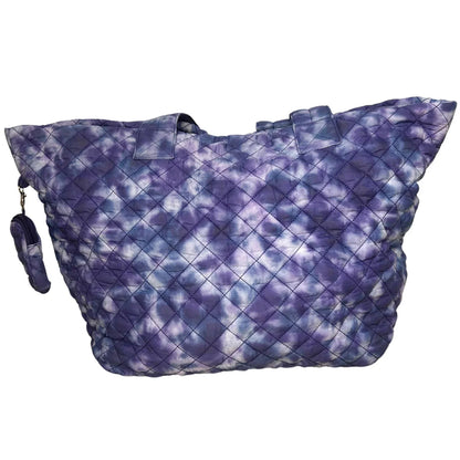Alyssa Jumbo Quilted Nylon Tote – Lightweight, Spacious & Travel-Ready