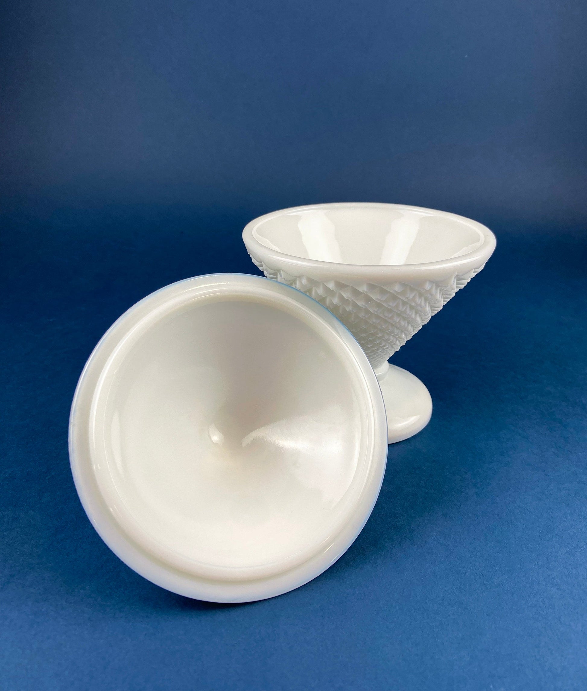 Milk Glass Bowl with Lid. Diamond Pattern, Cone Shaped Bowl with Cover. Trinket Compote for Dresser Top, Bathroom Accesories, Candy Dish. - Tampa Home & Garden Store