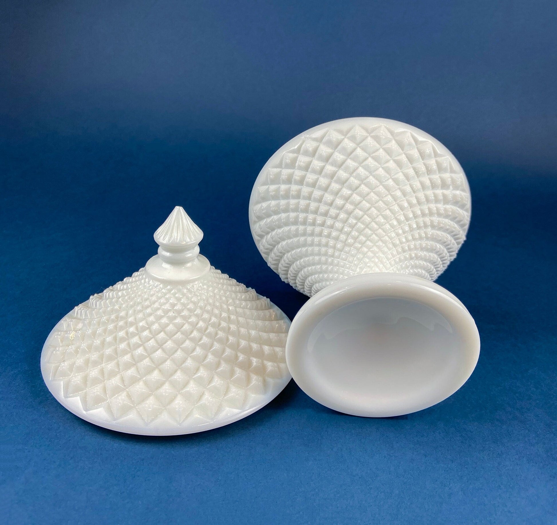 Milk Glass Bowl with Lid. Diamond Pattern, Cone Shaped Bowl with Cover. Trinket Compote for Dresser Top, Bathroom Accesories, Candy Dish. - Tampa Home & Garden Store