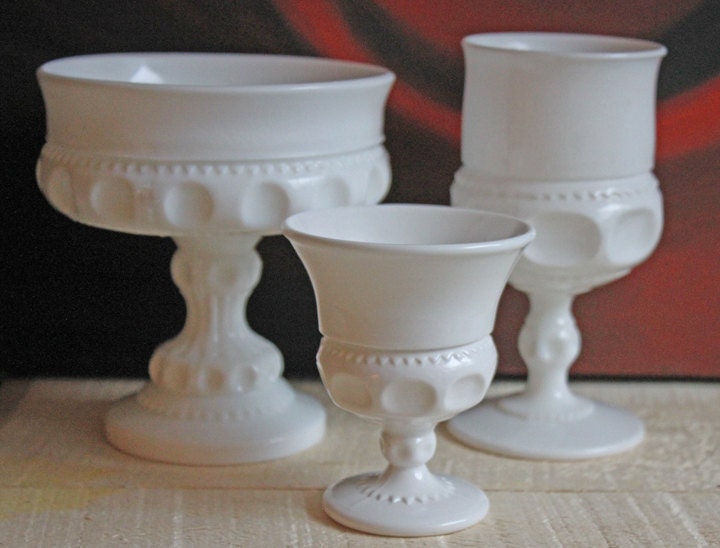 Milk Glass Serving Dish with Plate. Hobnail Serving Bowl for Dip, Dressing, or Sauce. White Scalloped Rim. Fine Dining. Collectible. - Tampa Home & Garden Store