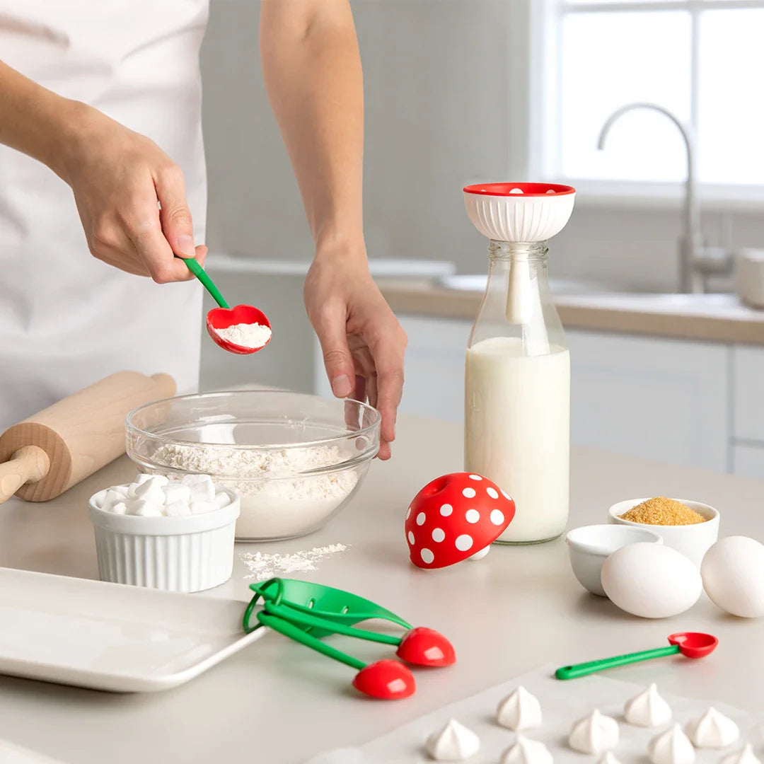 Mon Cherry Measuring Spoons