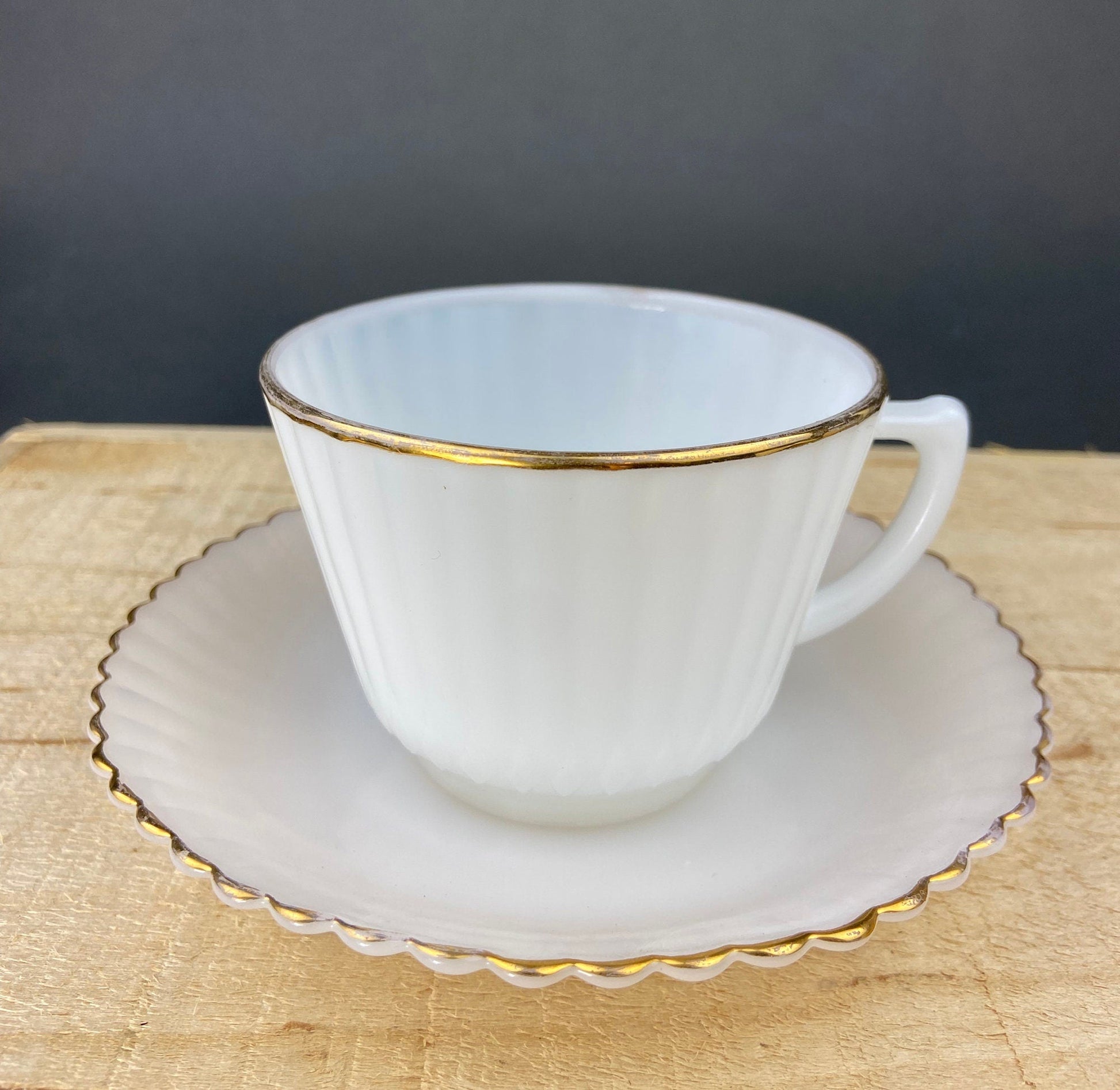 Monax Petalware Opalescent Creamer and Sugar Bowl. White with Gold Brim Depression Glass Creamer and Sugar Bowl. - Tampa Home & Garden Store