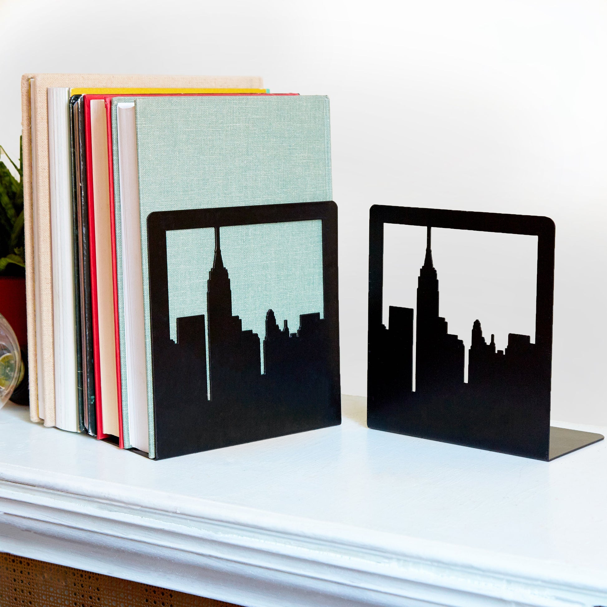 NYC Skyline Bookends – Decorative Metal Book Ends by Geomod - Tampa Home & Garden Store