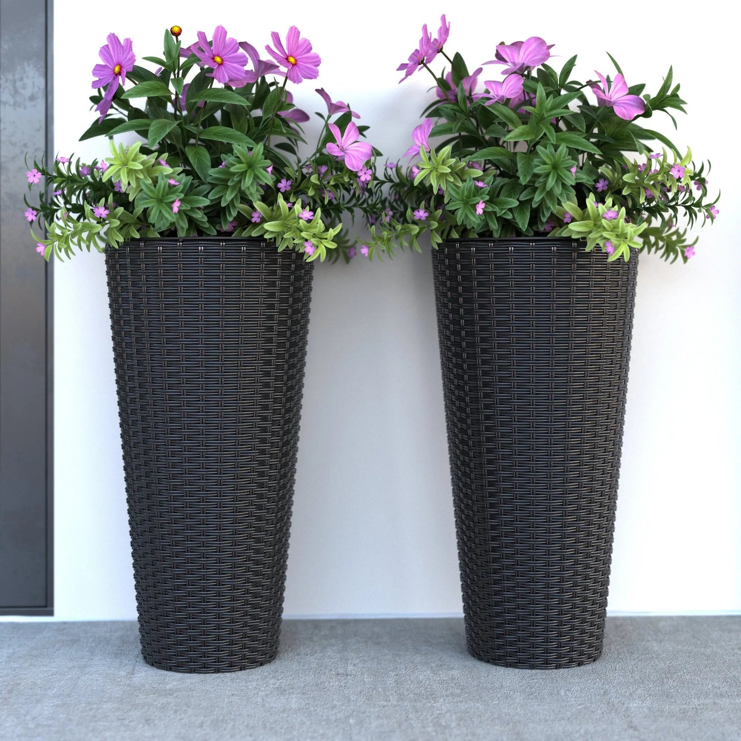 Noah Round Wicker Planter 2-piece set in black with purple flowers on Tampa Home & Garden Store