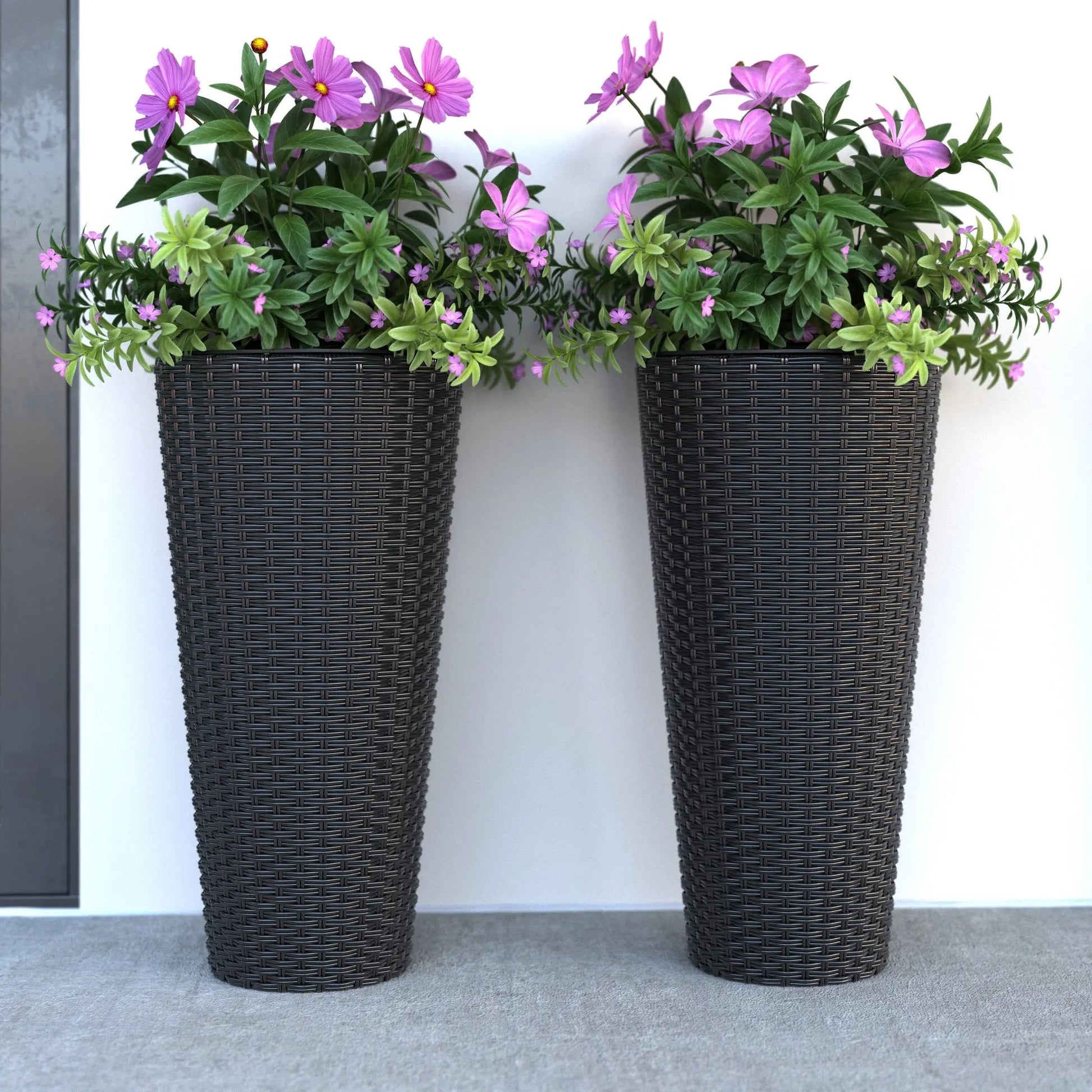 Noah Round Wicker Planter 2-piece set in black with purple flowers on Tampa Home & Garden Store