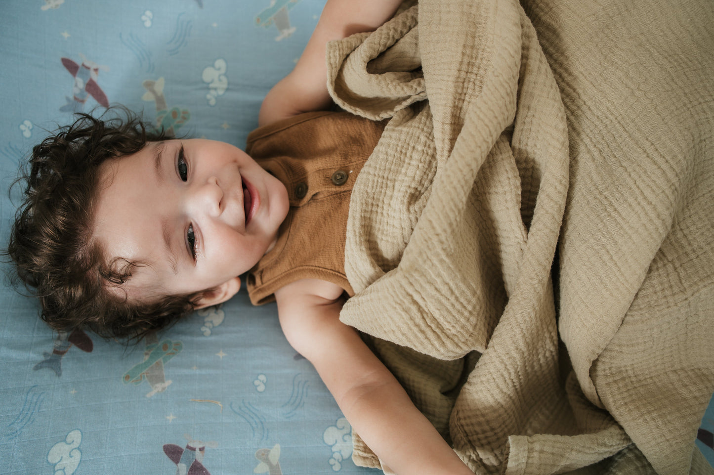 Organic Bamboo Cotton Muslin Crib Sheet in Dreamy Planes - Tampa Home & Garden Store