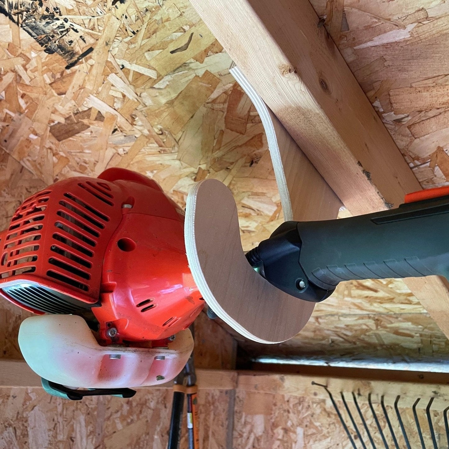 Overhead Weed Wacker Storage Hook – Ceiling Mount for Weed Eaters & Tools - Tampa Home & Garden Store
