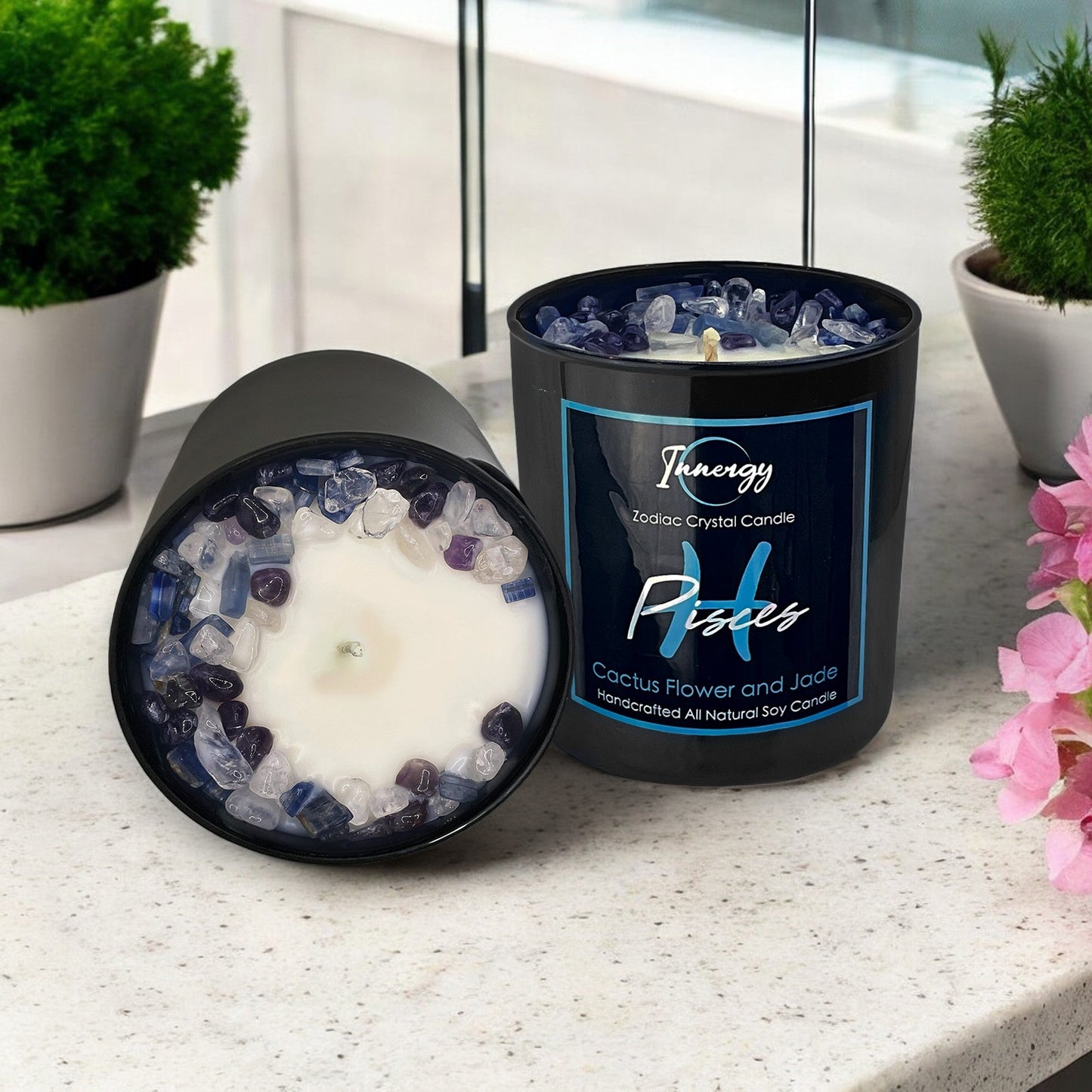 Vela de cristal del zodíaco Piscis con cianita, amatista y cuarzo cristal | Vela de cera de coco y soja, 250 g