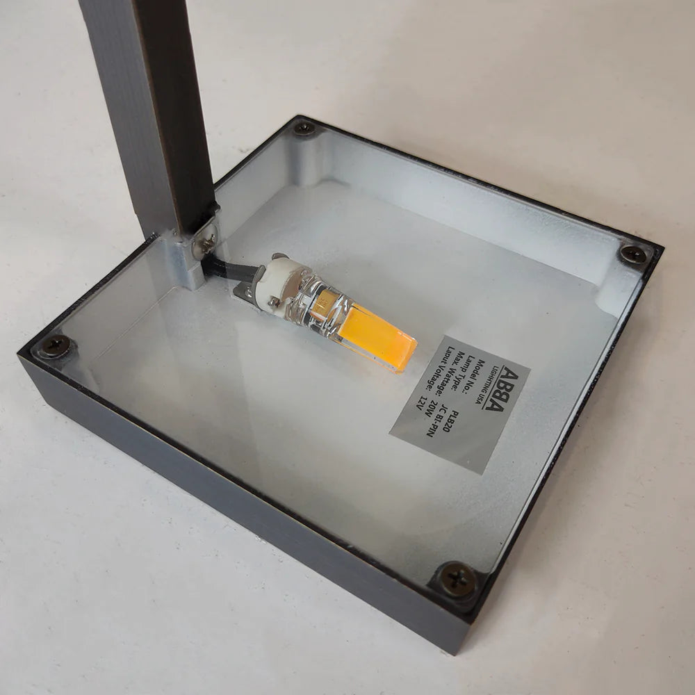 PLB20 Cast Brass Sqaure Top LED Low Voltage Pathway Outdoor Lighting Landscape Fixture