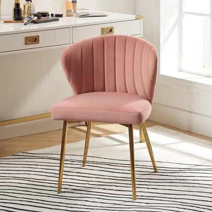 Sillón Acentual con Respaldo Alto de Terciopelo Rosa y Patas de Metal Dorado