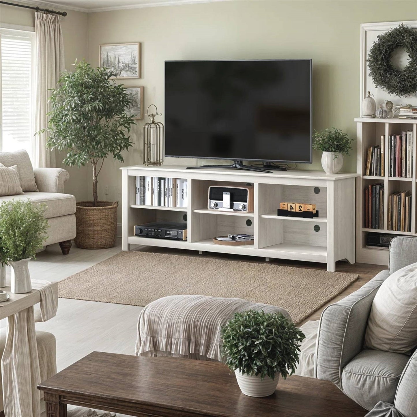 Mueble de TV estilo rústico con acabado de madera blanca - para televisores de hasta 70 pulgadas