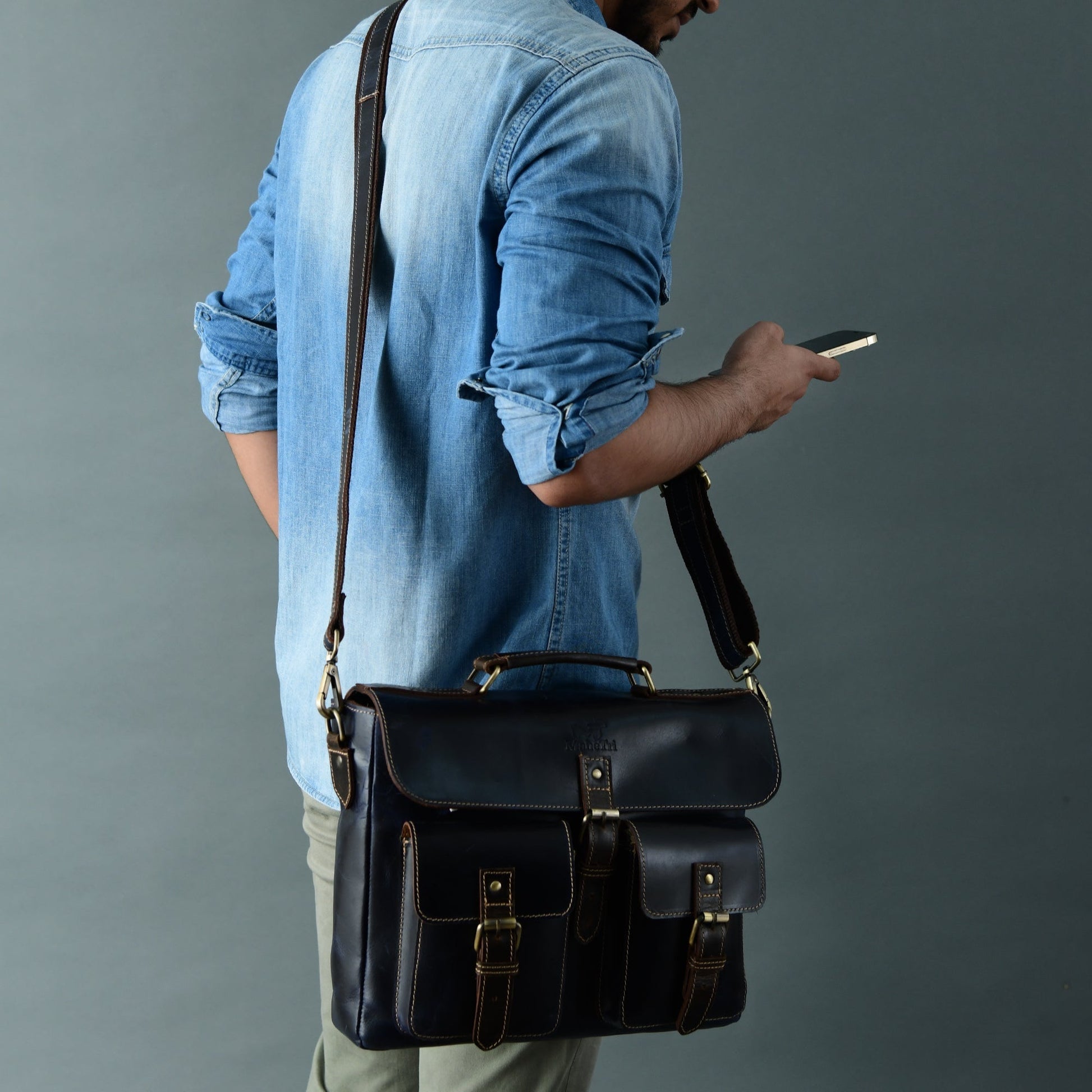 Panther Laptop Messenger Bag - Tampa Home & Garden Store