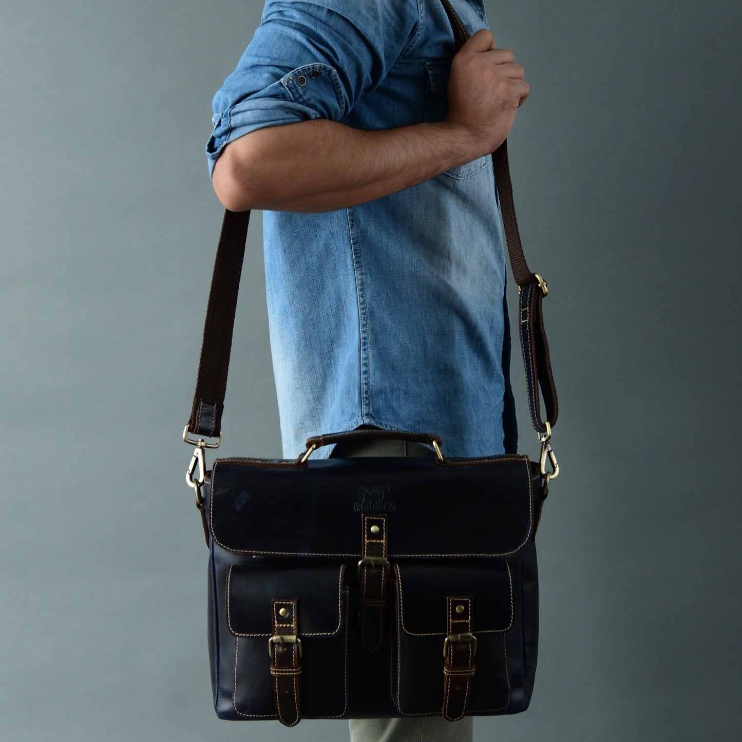 Panther Laptop Messenger Bag - Tampa Home & Garden Store