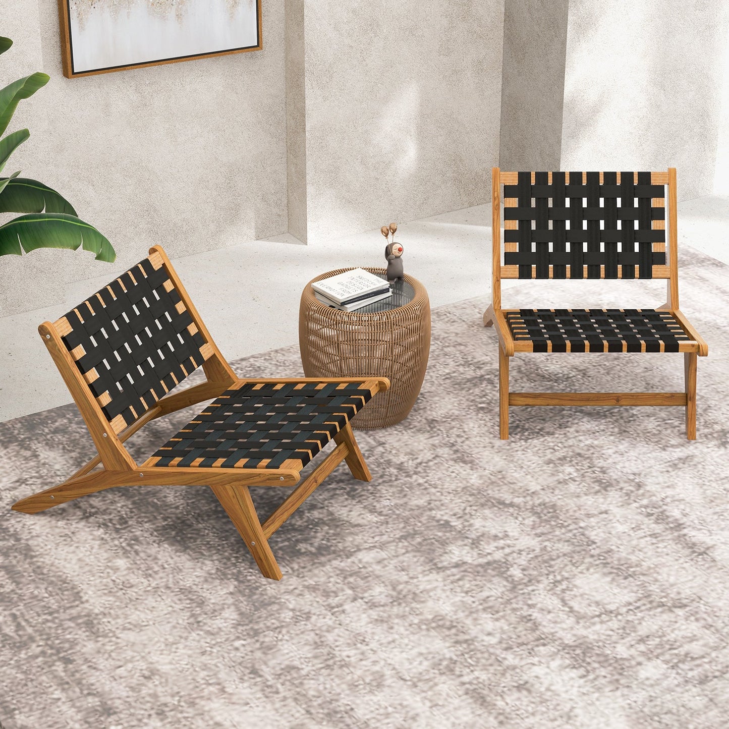 Silla de teca para patio interior con asiento y respaldo de cincha tejida