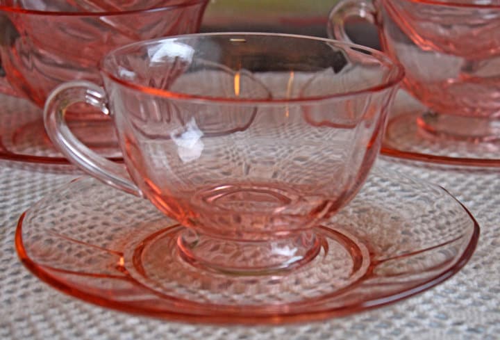 Peach Pink Depression Glass Sugar and Creamer Jars. Elegant Fluted Texture. Art Deco Geometrical Handles. Dining Room Decor. French Countryt - Tampa Home & Garden Store