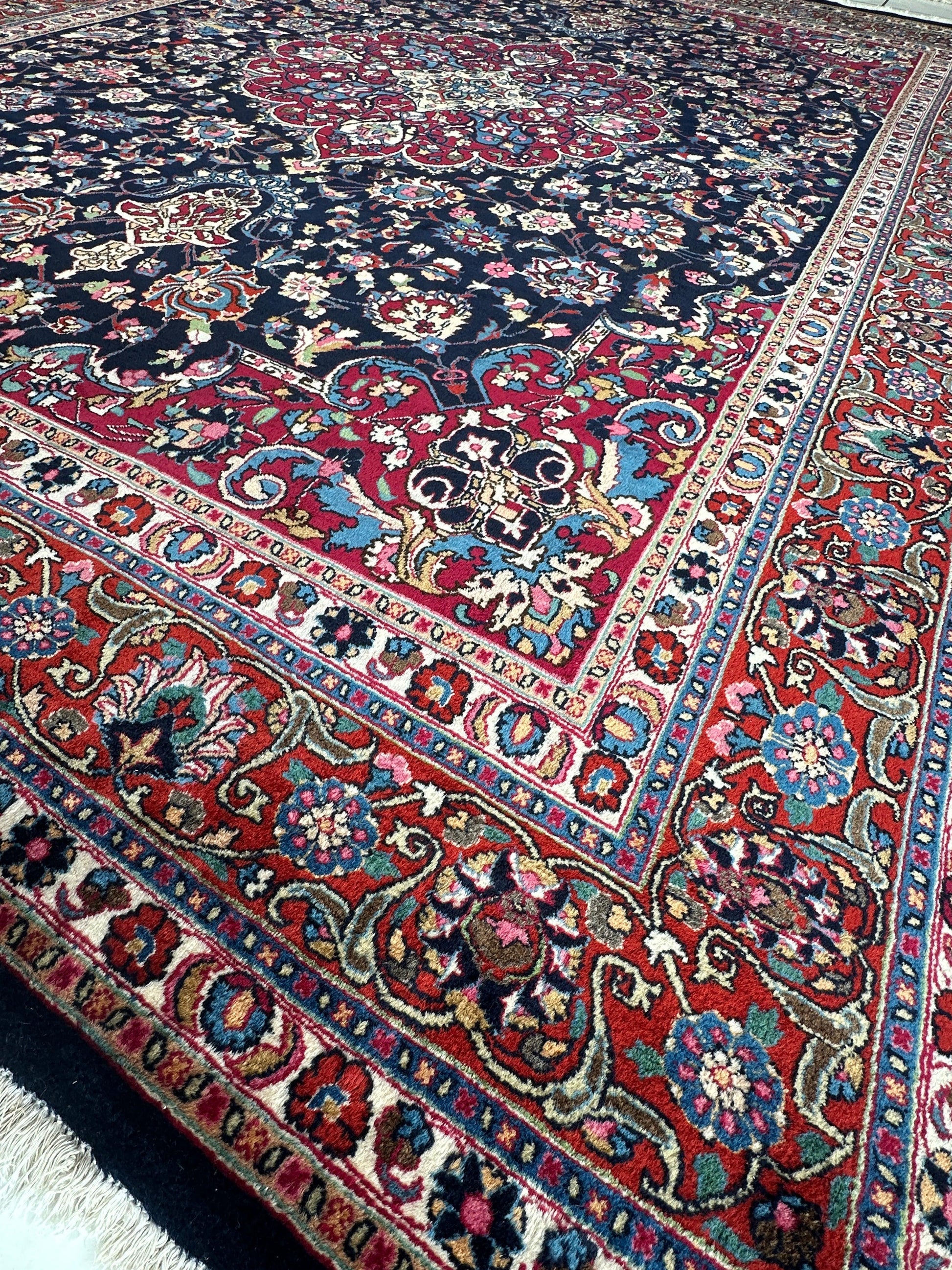 Persian Mashhad Hand Knotted Wool Area Rug 9’9” x 13’3” - Tampa Home & Garden Store