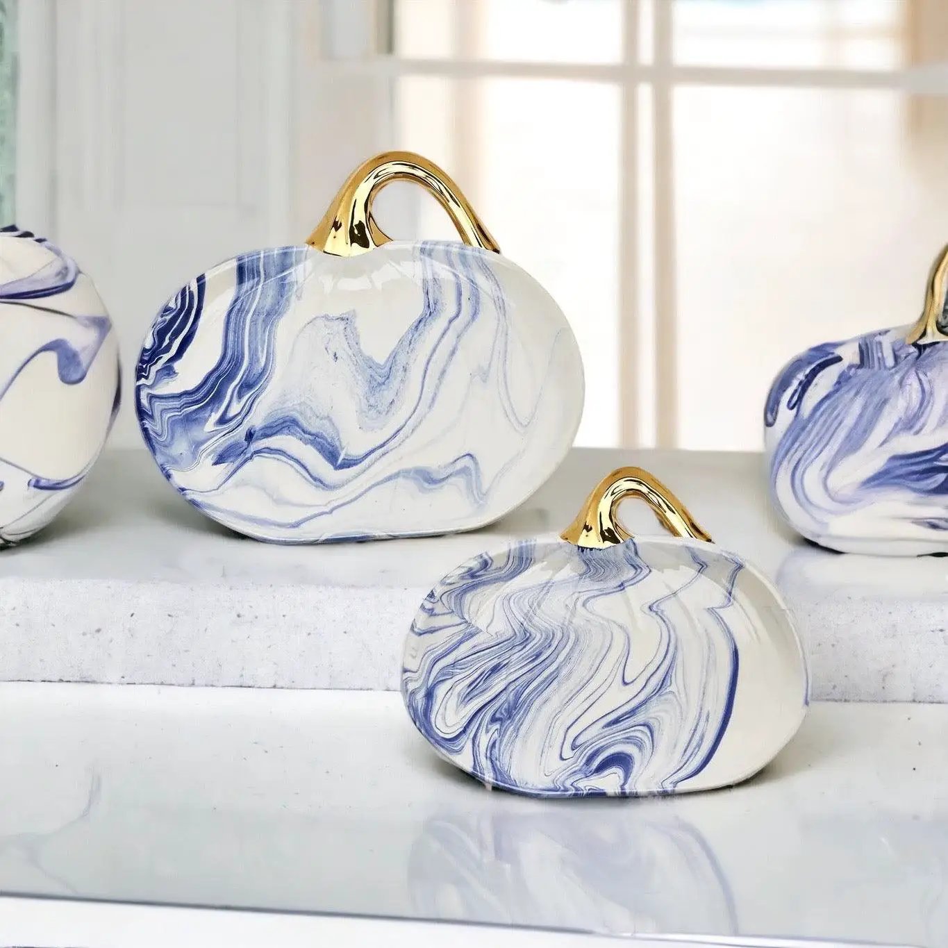Martha Blue Marble Pumpkin Plate with Gold Stem