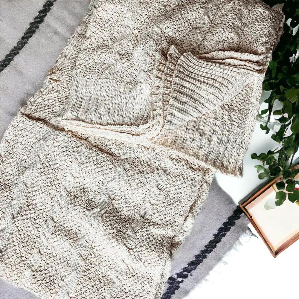 Cozy Ivory Cable Knit Throw Blanket for Home