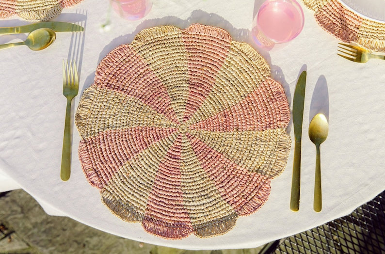 Pinwheel Pink Placemat, raffia tabletop - Tampa Home & Garden Store