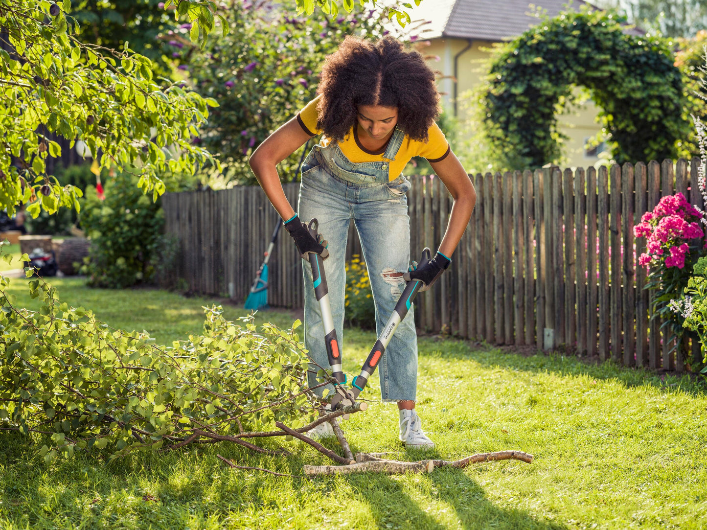 Pruning Lopper TeleCut 650-900 B Gardena with extendable handles on Tampa Home & Garden Store