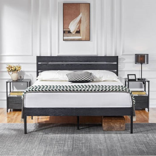 Estructura de cama industrial tamaño queen con cabecero de listones de madera en negro