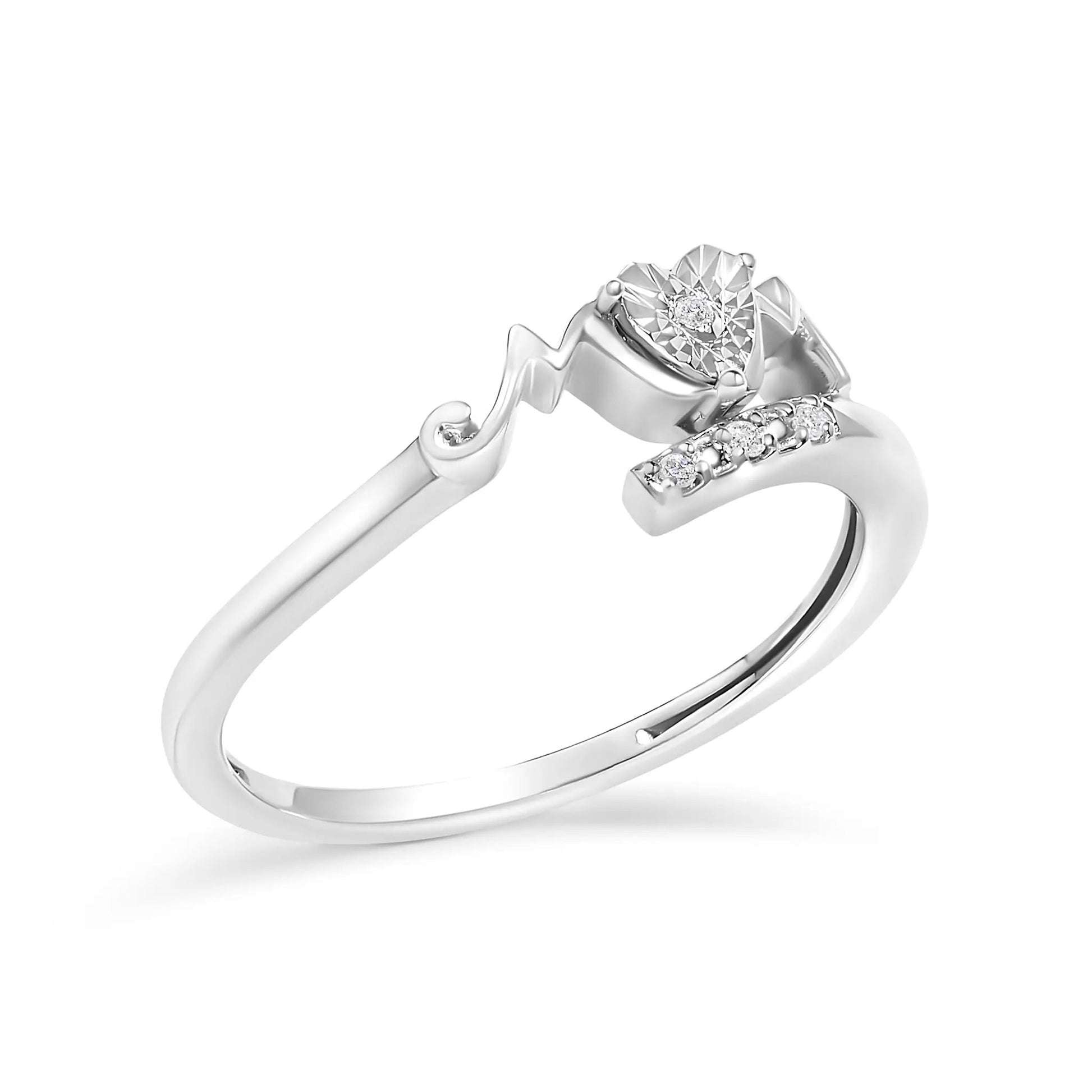 Sterling silver MOM heart ring with diamond accents and lattice heart detail, size 7 on Tampa Home & Garden Store