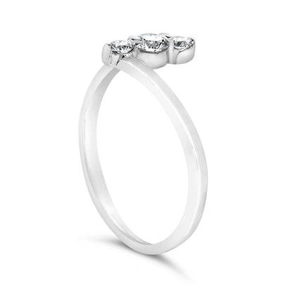 Ring, 10K white gold lab-grown diamonds, vertical three-stone, 1/4 cttw, Bids.com on Tampa Home & Garden Store
