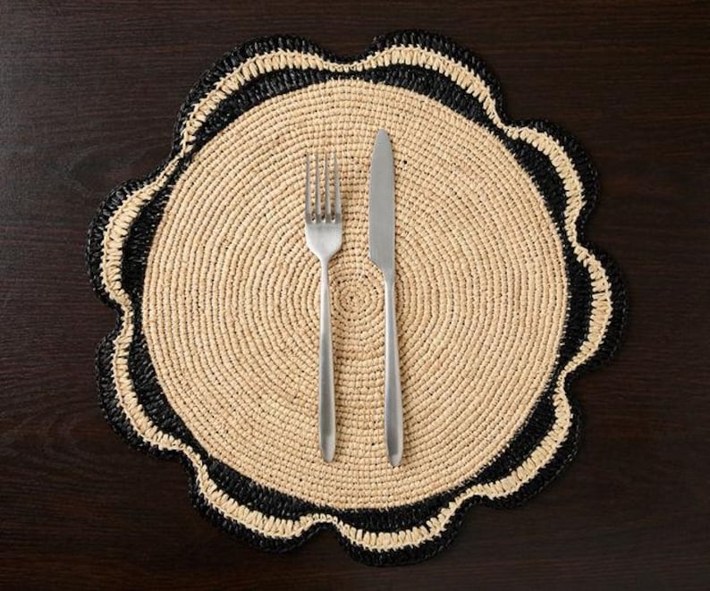 Raffia Woven Placemat - Handmade Raffia Table Mats, Eco-Friendly Natural Fiber Decor, Perfect for Garden Party & Dining Table - Tampa Home & Garden Store