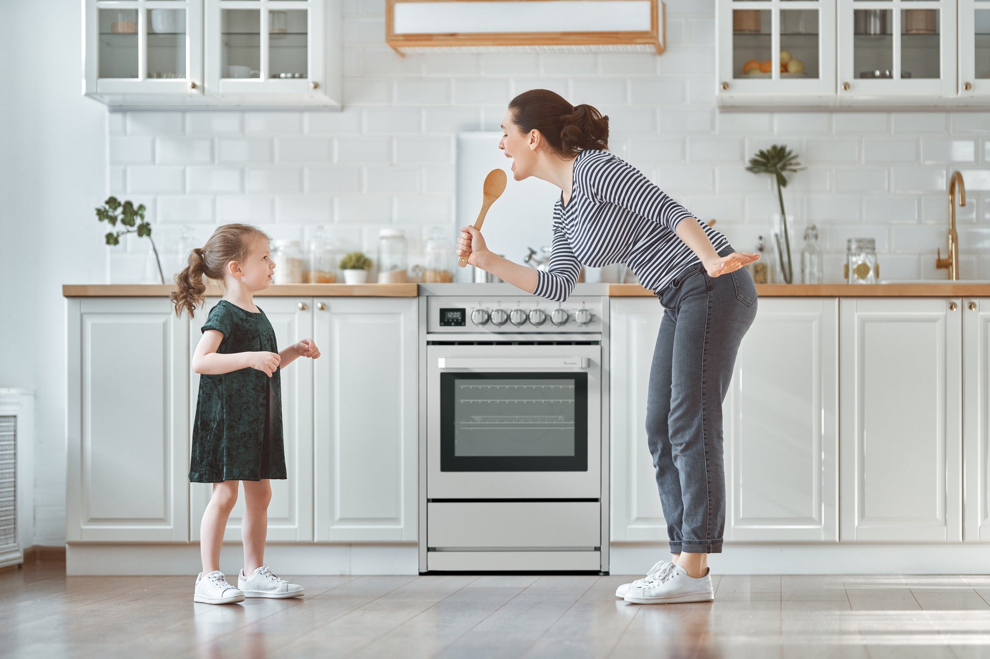 Rangaire 24" Electric Range AirFry Convection Oven Freestanding Stainless Steel RRE241TS - Tampa Home & Garden Store