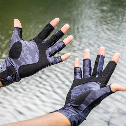 Reaction Tackle UV Fishing Gloves UPF 50+ - Tampa Home & Garden Store