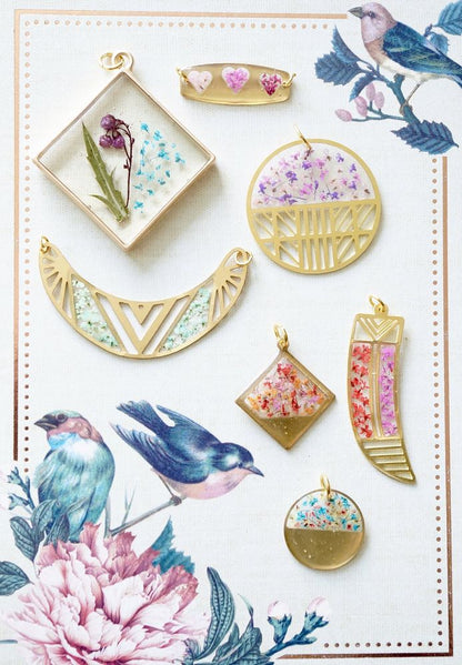 Real Pressed Flowers in Resin, Gold Dog Necklace in Blue and Pink - Tampa Home & Garden Store