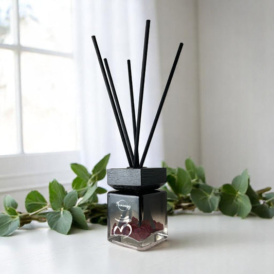 Root Chakra Crystal-Enhanced Reed Oil Diffuser, Cool Eucalyptus Mint, 100ml - Tampa Home & Garden Store