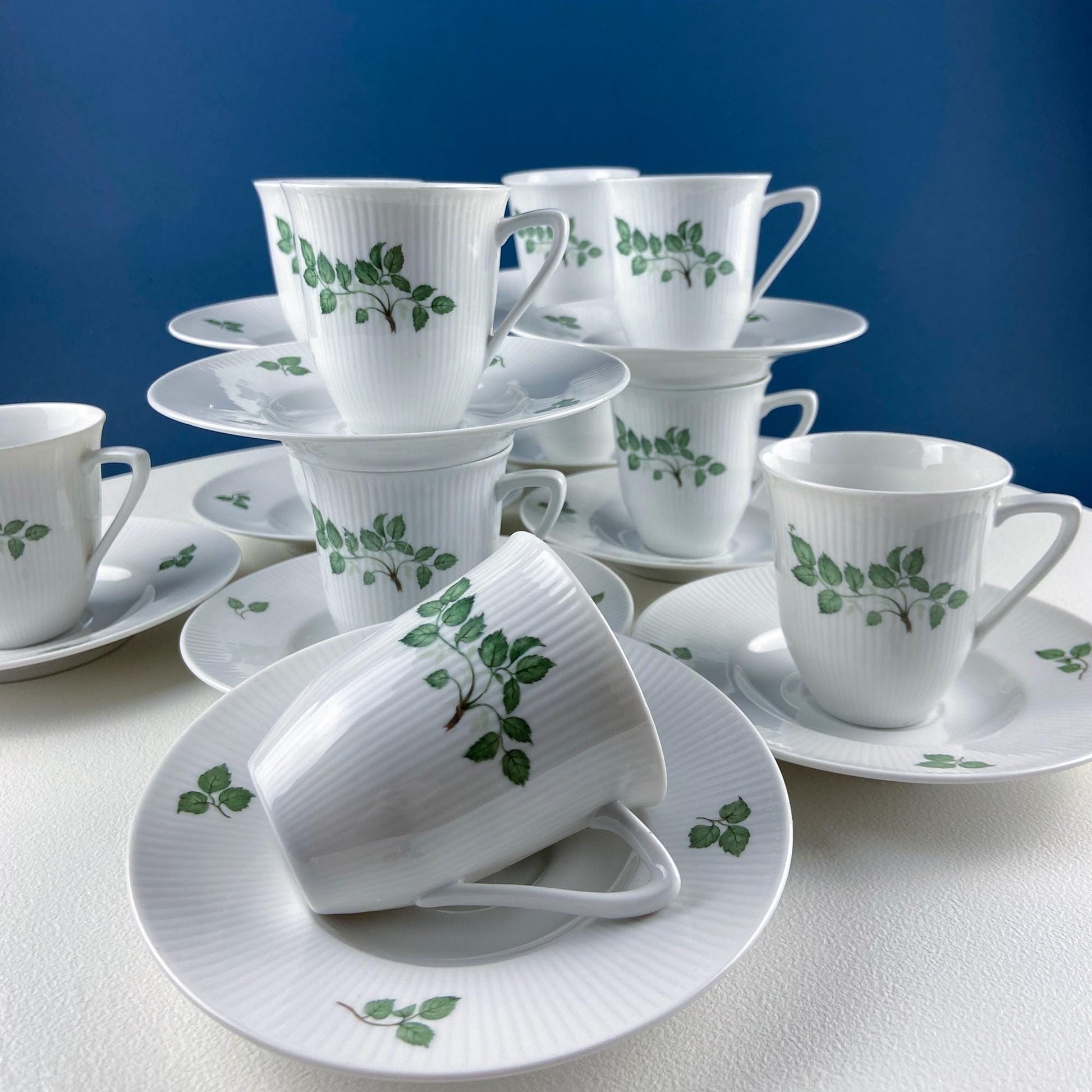 Rorstrand Rodos Espresso Dessert Modern Dish Set. 1900's Swedish Coffee Breakfast Set for 11. Leaf Motif. Dining Tea Room Table Decor. - Tampa Home & Garden Store
