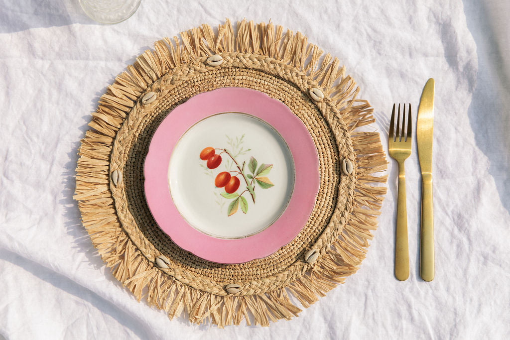 Round natural raffia tabletop with fringes, Woven raffia Placemat - Tampa Home & Garden Store