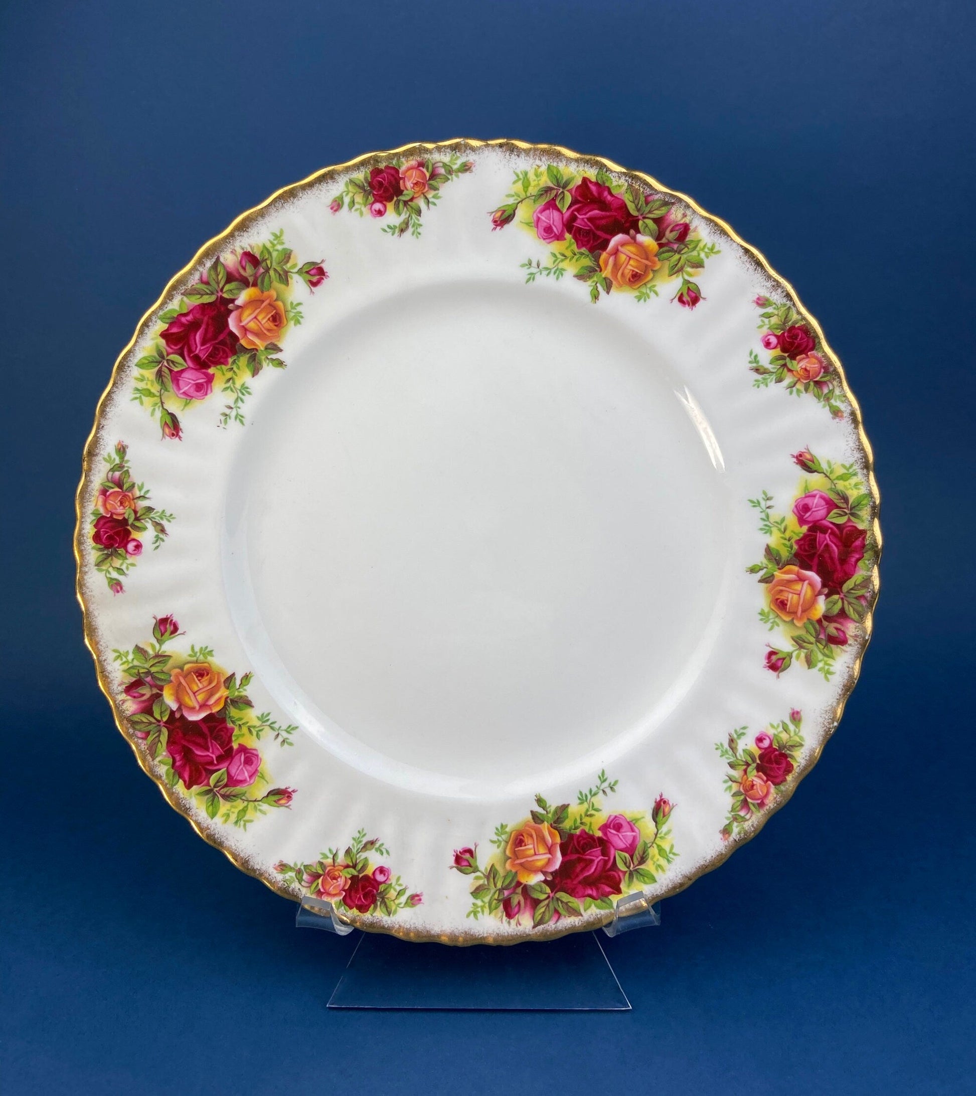 Royal Albert Old Country Roses Motif 10.25" Dinner Plates. Set of 5 Plates. Made in England. Dining Room Table Decor. Modern Farmhouse. - Tampa Home & Garden Store